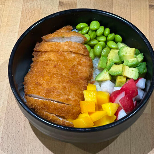 Poke bowl poulet pané